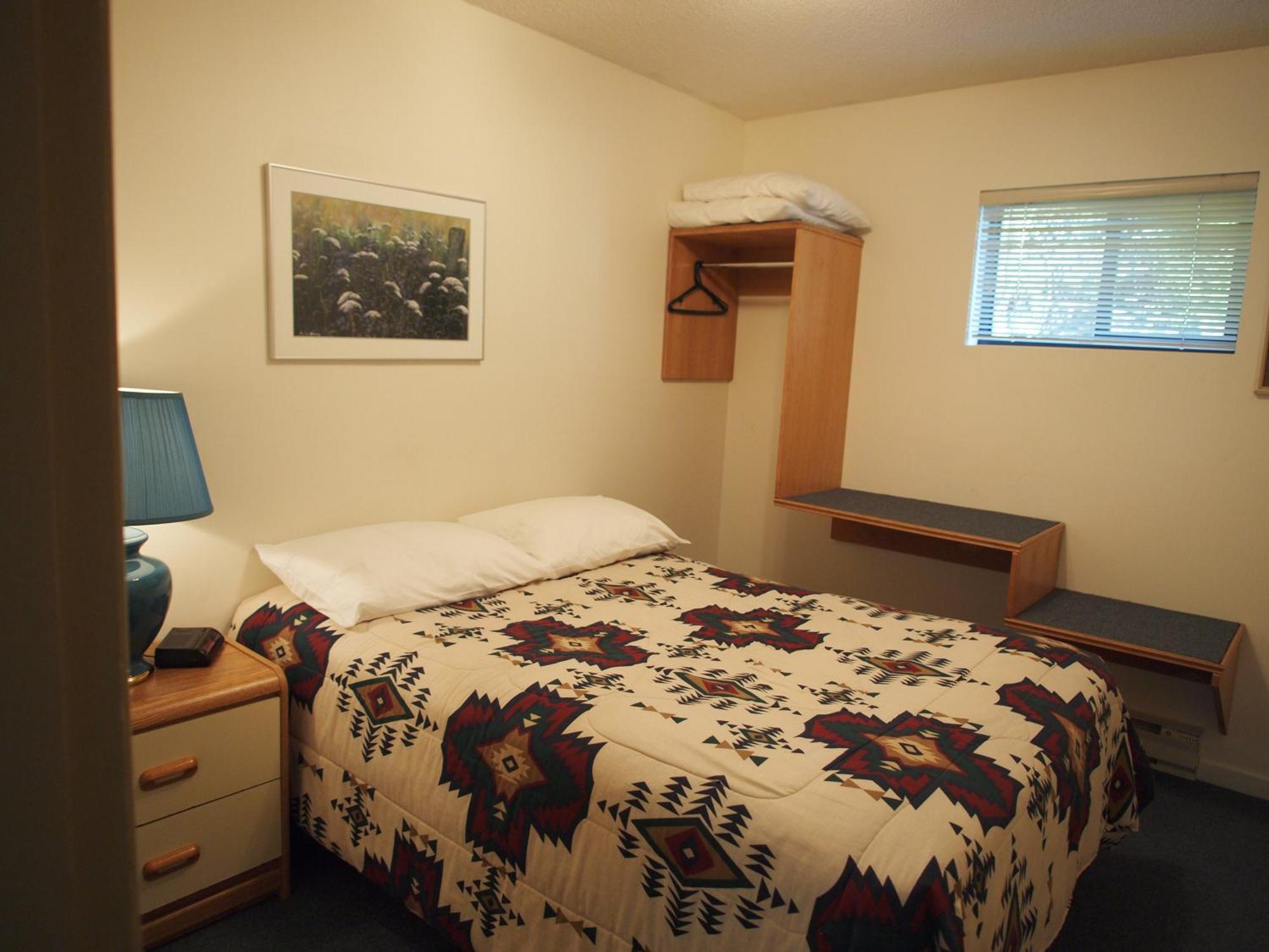 Whale'S Tail Guest Suites Ucluelet Habitación foto